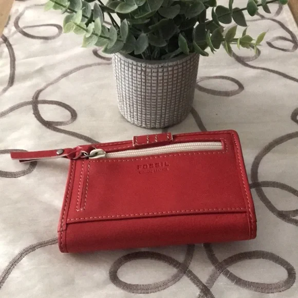 Fossil Wallet with Button Closure - Picture 2 of 6